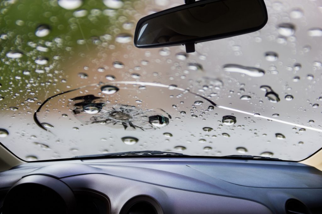 What Makes Hydrophobic Coatings the Best Car Windshield Protectors?